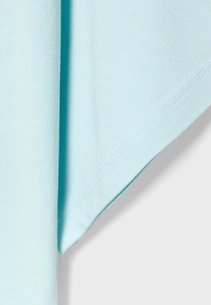 Tričko s krátkým rukávem a lodním výstřihem Tričko s krátkým rukávem a lodním výstřihem