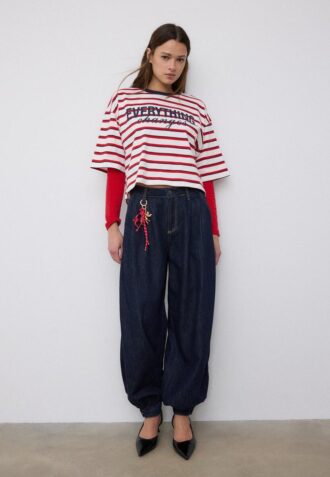 Tričko s krátkým rukávem a potisky pruhů ve tvaru kraťasů