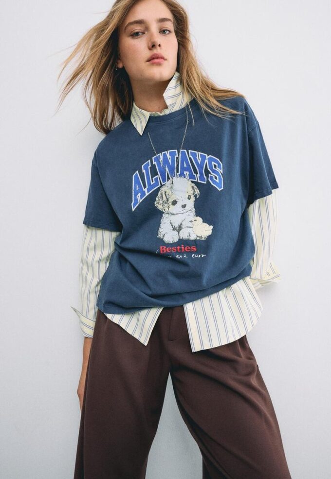 Tričko s krátkým rukávem s potiskem a aplikací