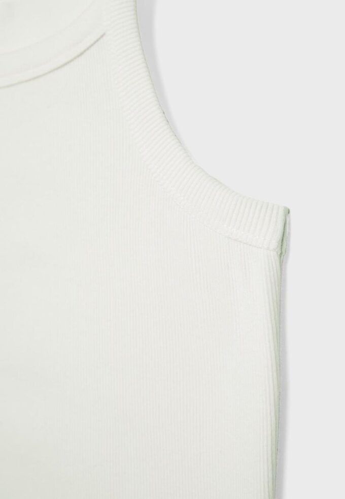 Tričko s racerbackem