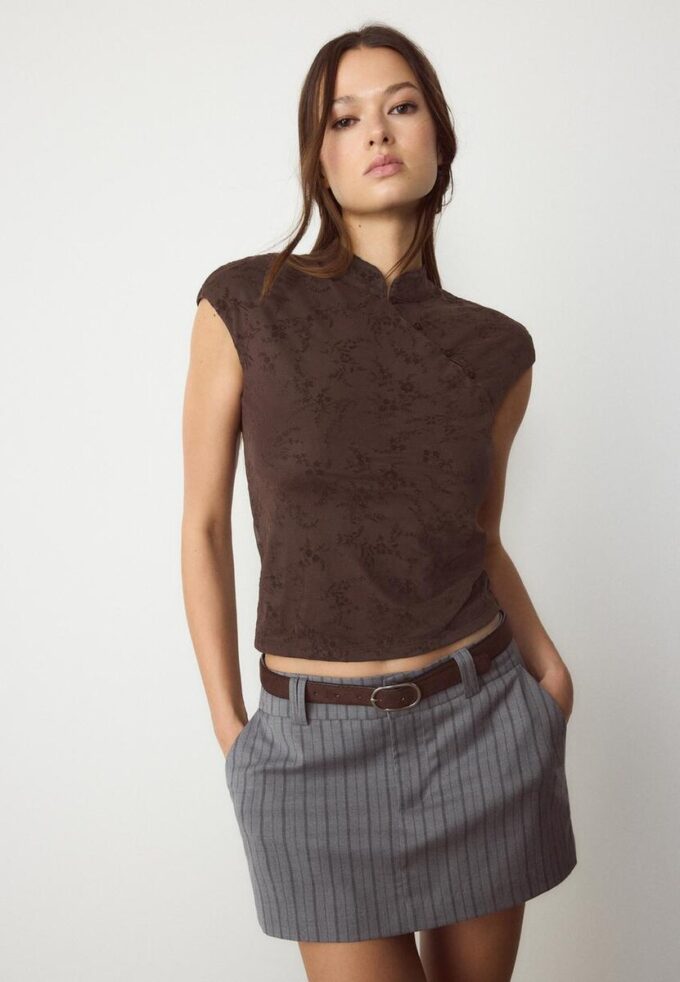 Tričko ve stylu qipao s flokovým potiskem