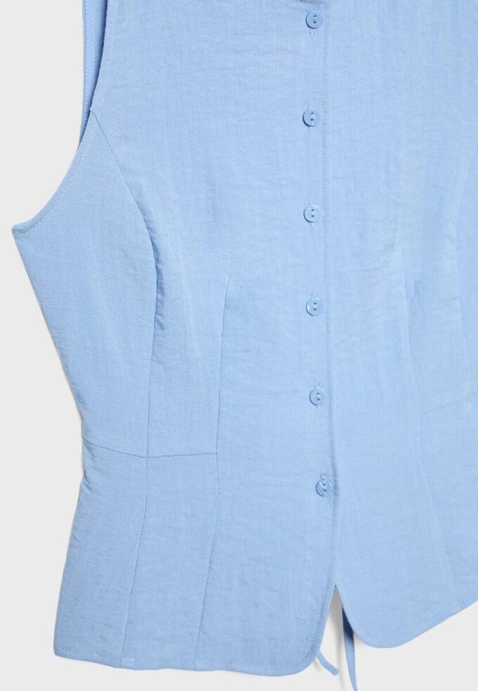 Vesta na knoflíky Vesta na knoflíky