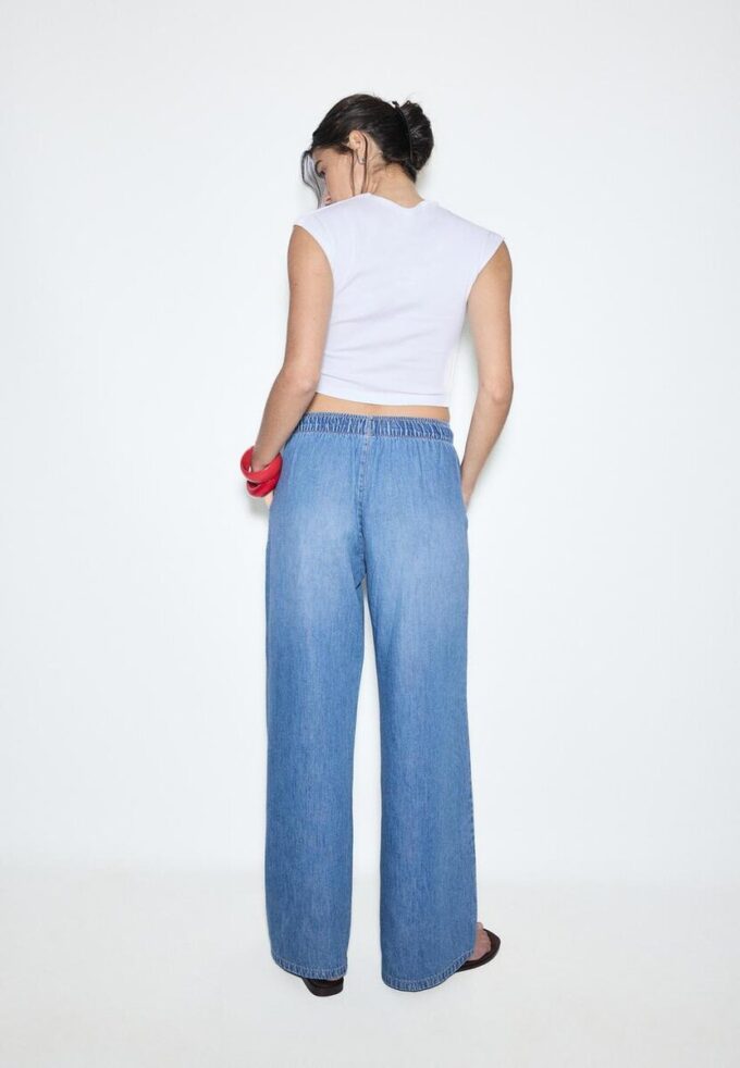 Volné džínové kalhoty se stahovací šňůrkou