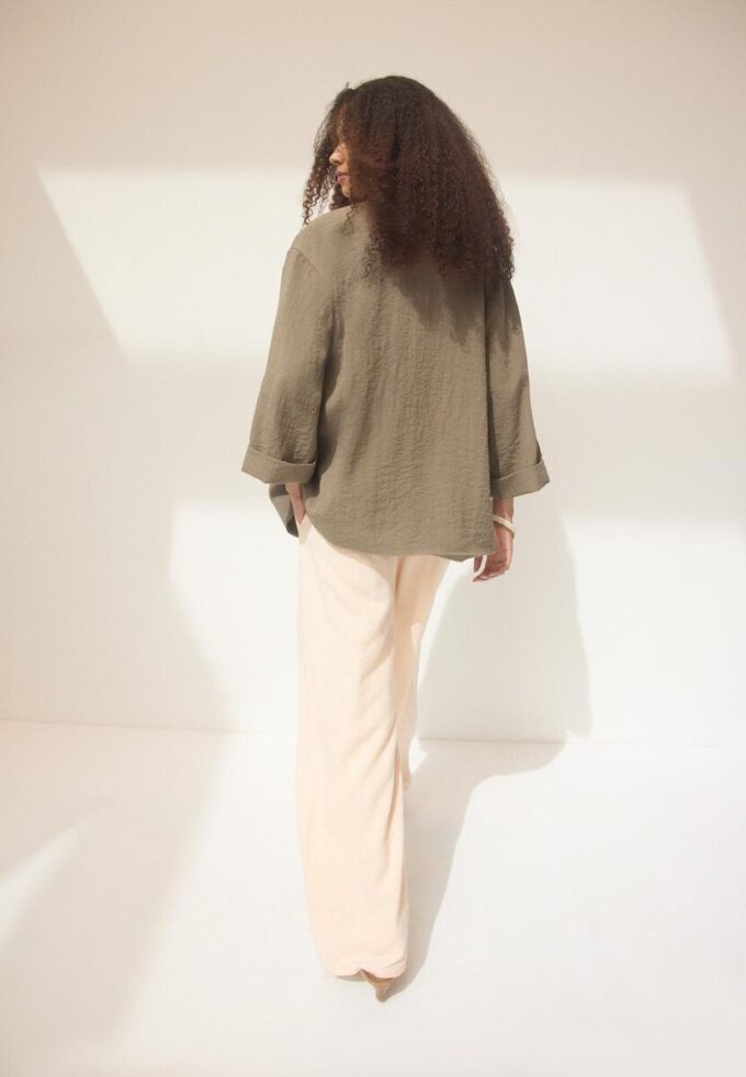 Volný dvouřadový sak