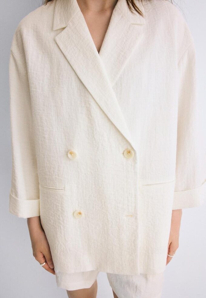 Volný dvouřadový sak