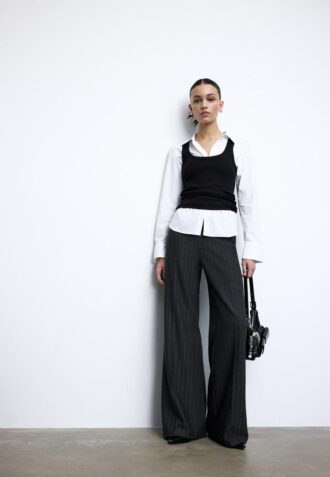 Volné elegantní kalhoty