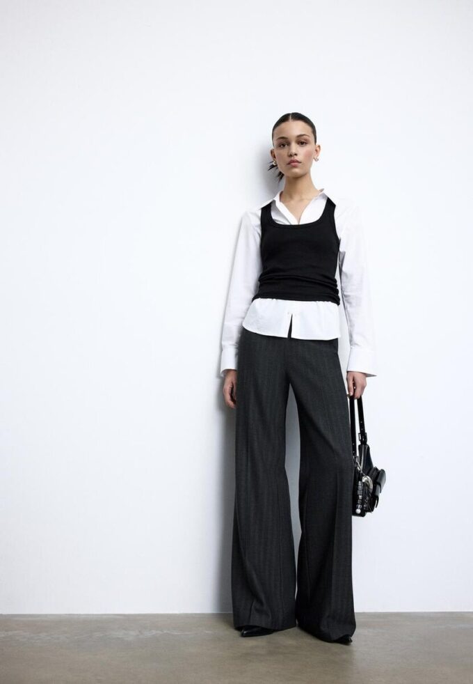 Volné elegantní kalhoty