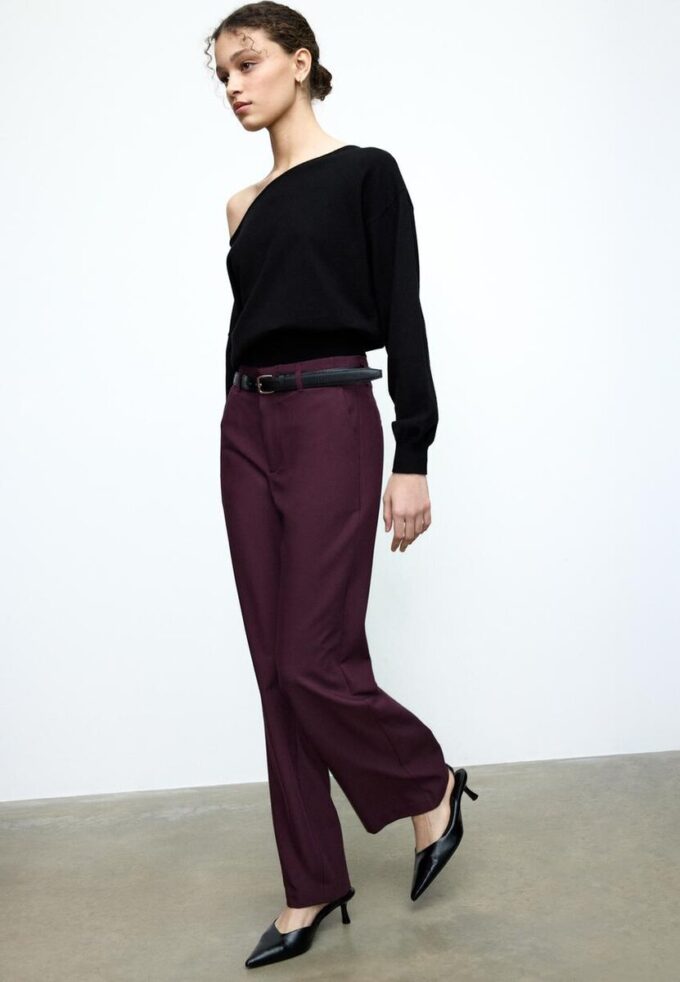 Volné elegantní kalhoty s rovnými nohavicemi a páskem Volné elegantní kalhoty s rovnými nohavicemi a páskem