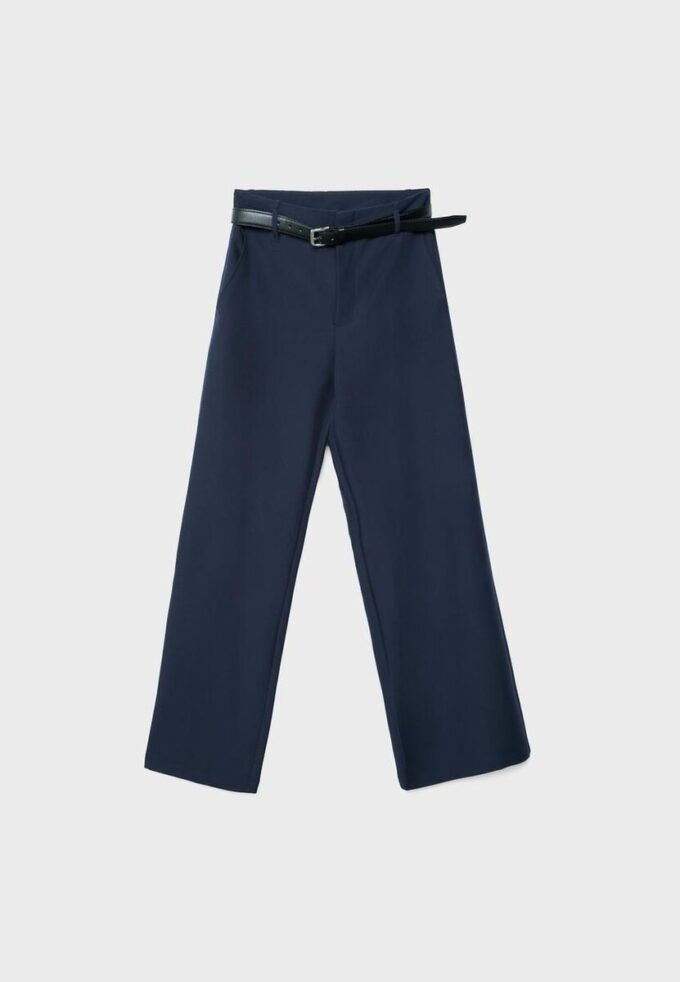 Volné elegantní kalhoty s rovnými nohavicemi a páskem Volné elegantní kalhoty s rovnými nohavicemi a páskem