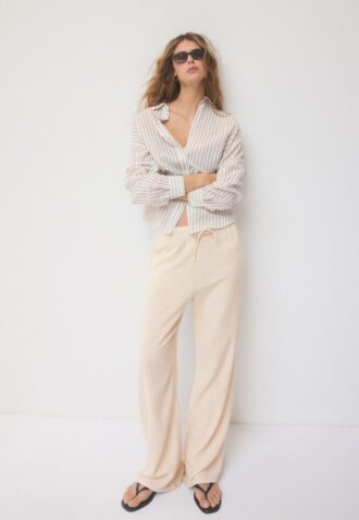 Volné kalhoty s efektem lnu