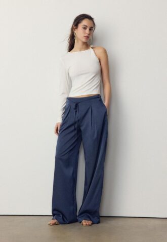 Volné kalhoty s efektem zmačkání a vázáním