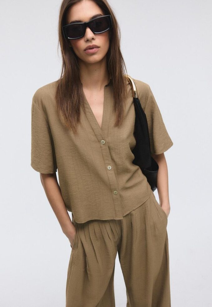 Volná košile s knoflíky