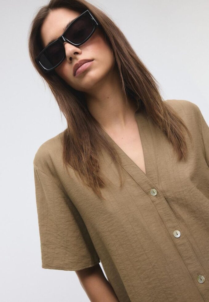 Volná košile s knoflíky