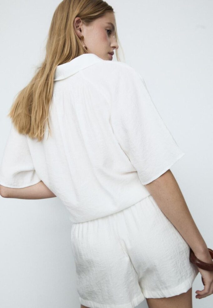 Volná košile s knoflíky