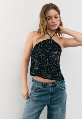 Vyšívaný top s vázáním za krkem