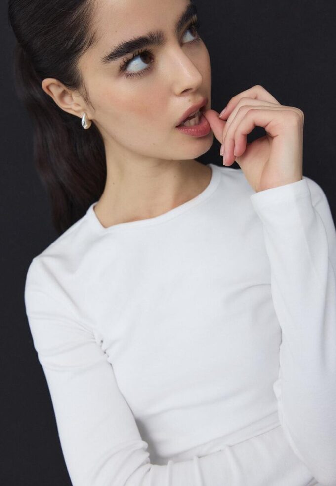 Základní bavlněné tričko s dlouhým rukávem