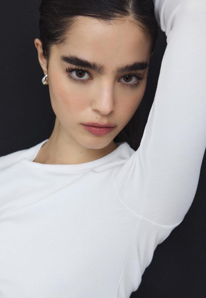 Základní bavlněné tričko s dlouhým rukávem