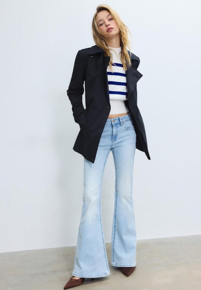 Základní krátký trenčkot