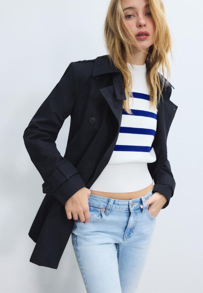 Základní krátký trenčkot