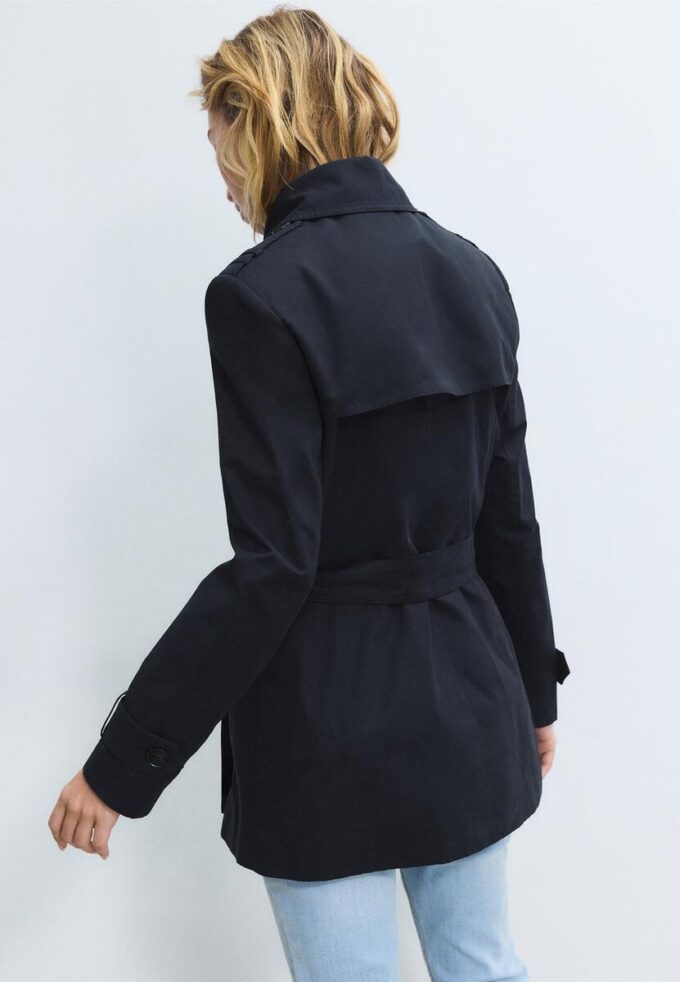 Základní krátký trenčkot