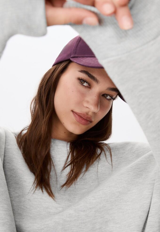 Základní mikina s odhalenými rameny