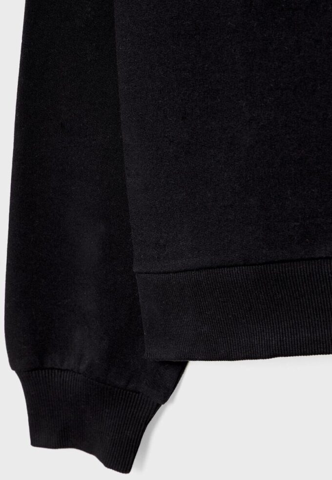 Základní mikina s odhalenými rameny