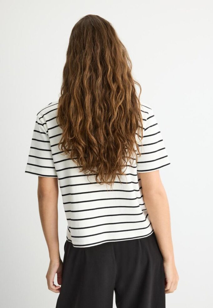 Základní silné pruhované tričko s pravidelným střihem