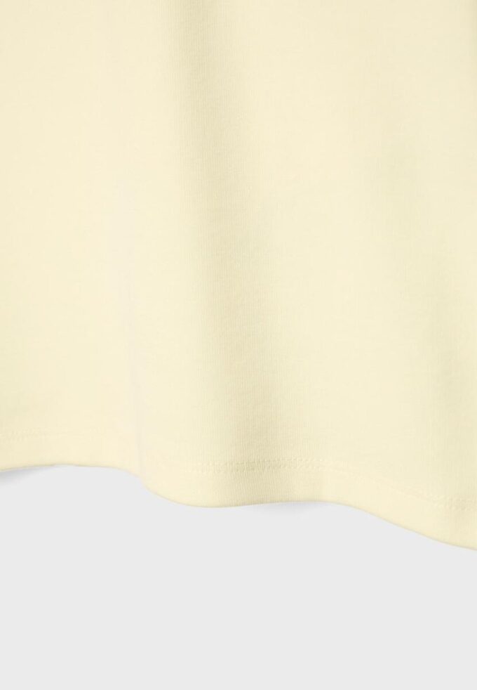 Základní tričko s krátkým rukávem a kulatým výstřihem Základní tričko s krátkým rukávem a kulatým výstřihem