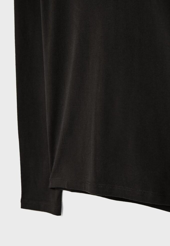 Základní tričko s vysokým výstřihem Základní tričko s vysokým výstřihem