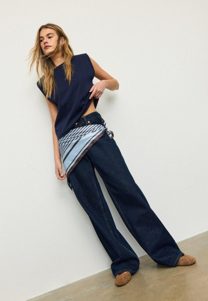 Základní tričko s vyztuženými rameny Základní tričko s vyztuženými rameny