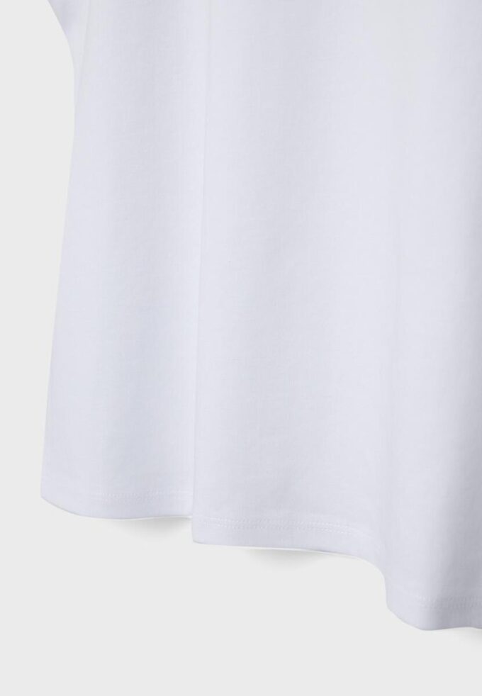 Základní tričko s vyztuženými rameny Základní tričko s vyztuženými rameny